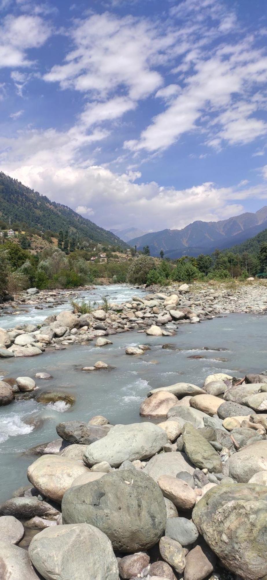 Dream River Resort Pahalgam Ngoại thất bức ảnh