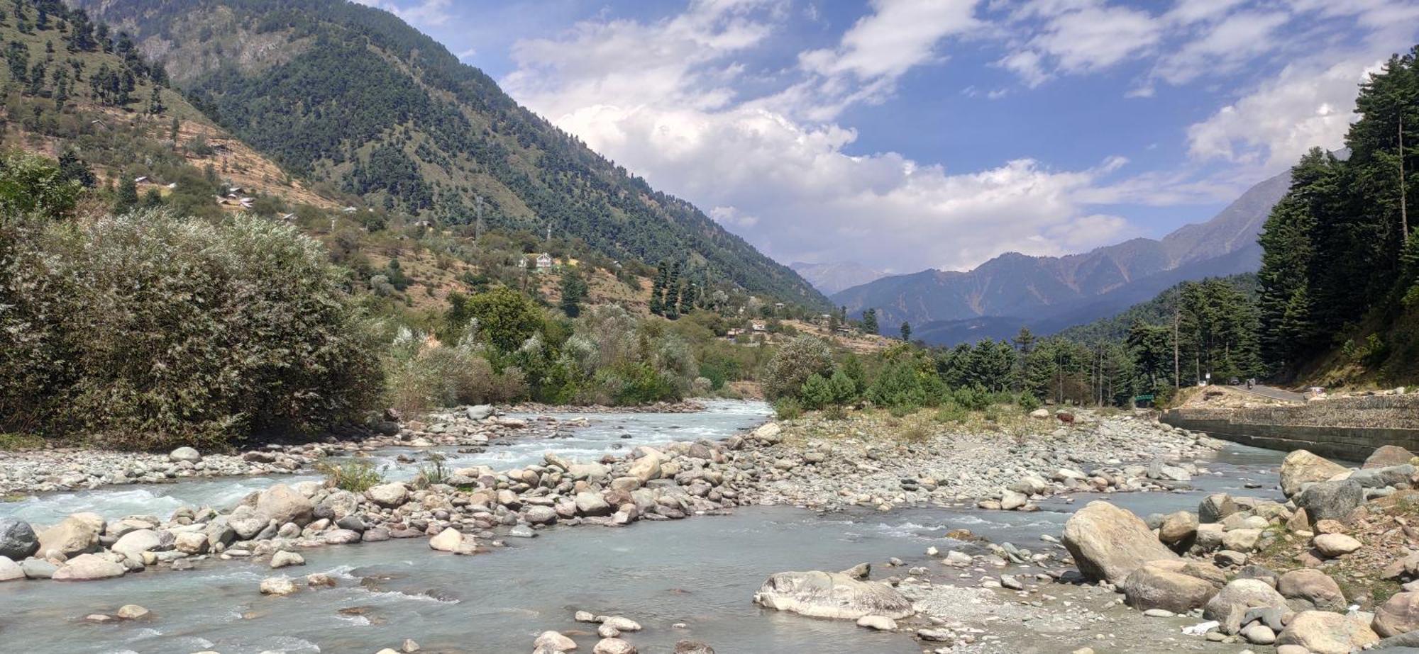 Dream River Resort Pahalgam Ngoại thất bức ảnh