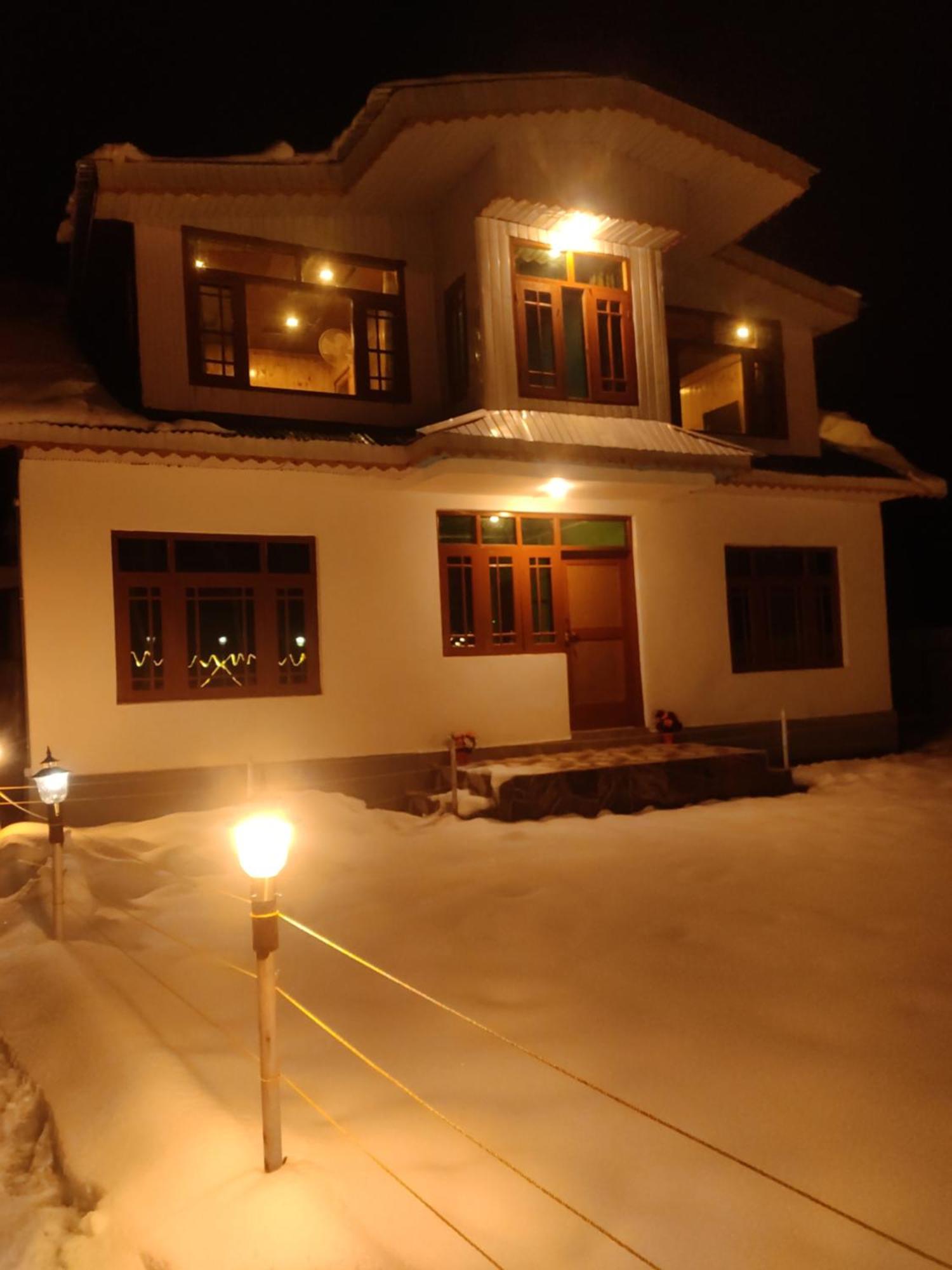 Dream River Resort Pahalgam Ngoại thất bức ảnh